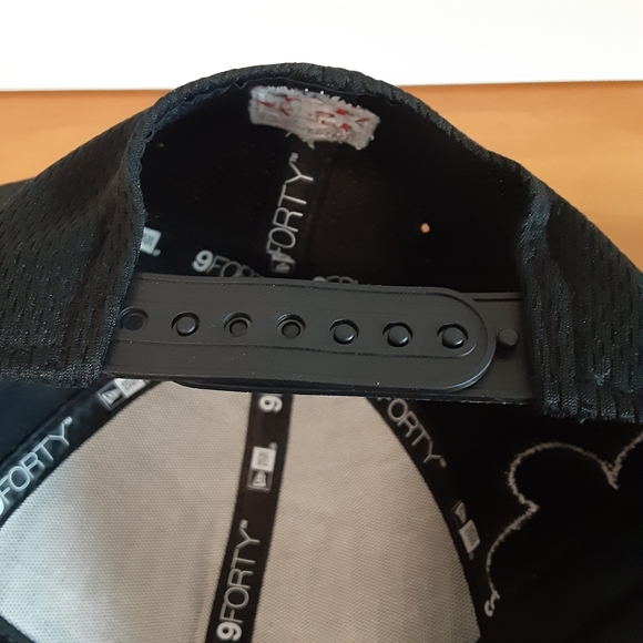 Tampa Bay Buccaneers New Era Black Super Bowl LIV Champions 9Forty Hat One Size - Picture 9 of 9